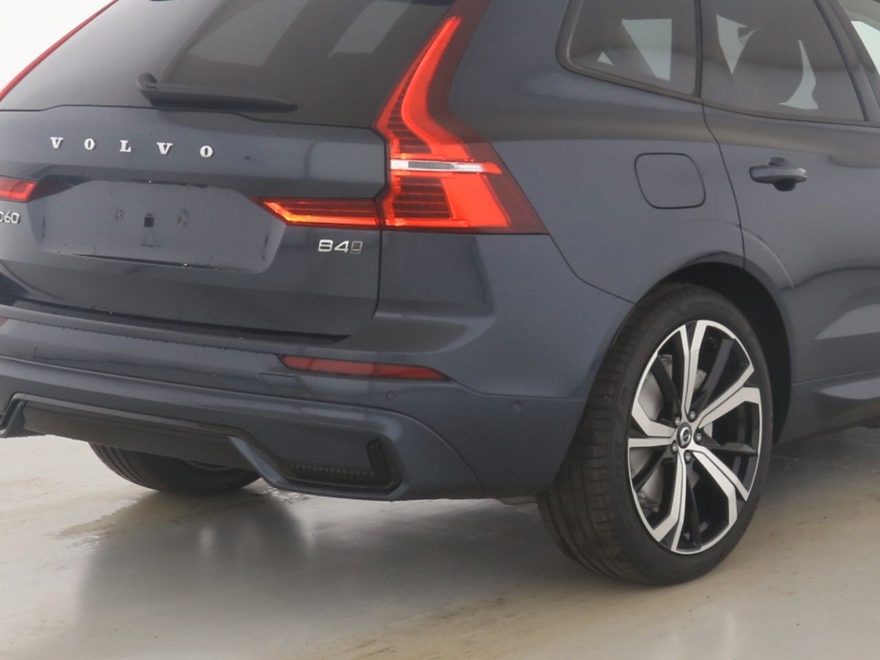 Volvo  B4 Ultimate Dark AWD*Standh*RFK*LED*Headup*