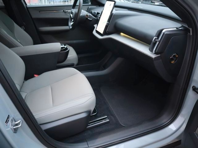 Volvo  Plus FWD Pure Electric Extend Range