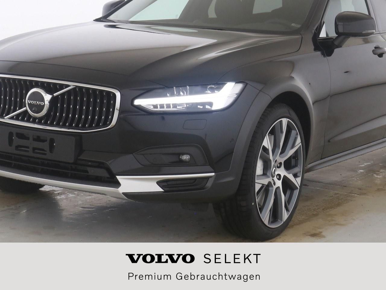 Volvo  B5 Cross Country Ultimate AWD*Standh B&W*360