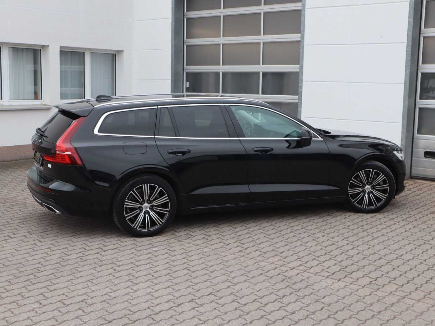 Volvo  T6 Plus Bright Recharge Plug-In Hybrid AW