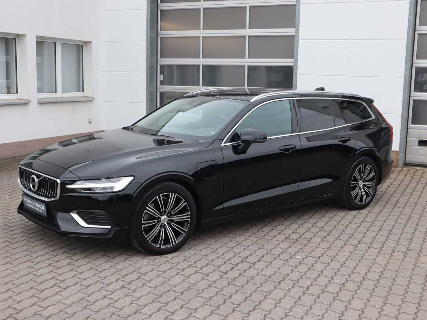 Volvo  T6 Plus Bright Recharge Plug-In Hybrid AW