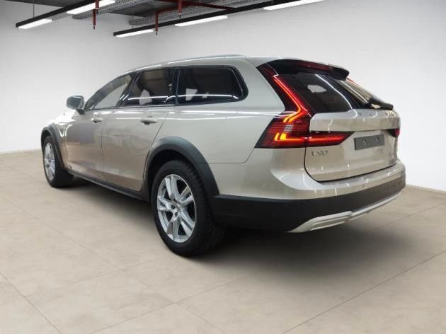 Volvo  B4 Cross Country Plus AWD*Standh*360°*