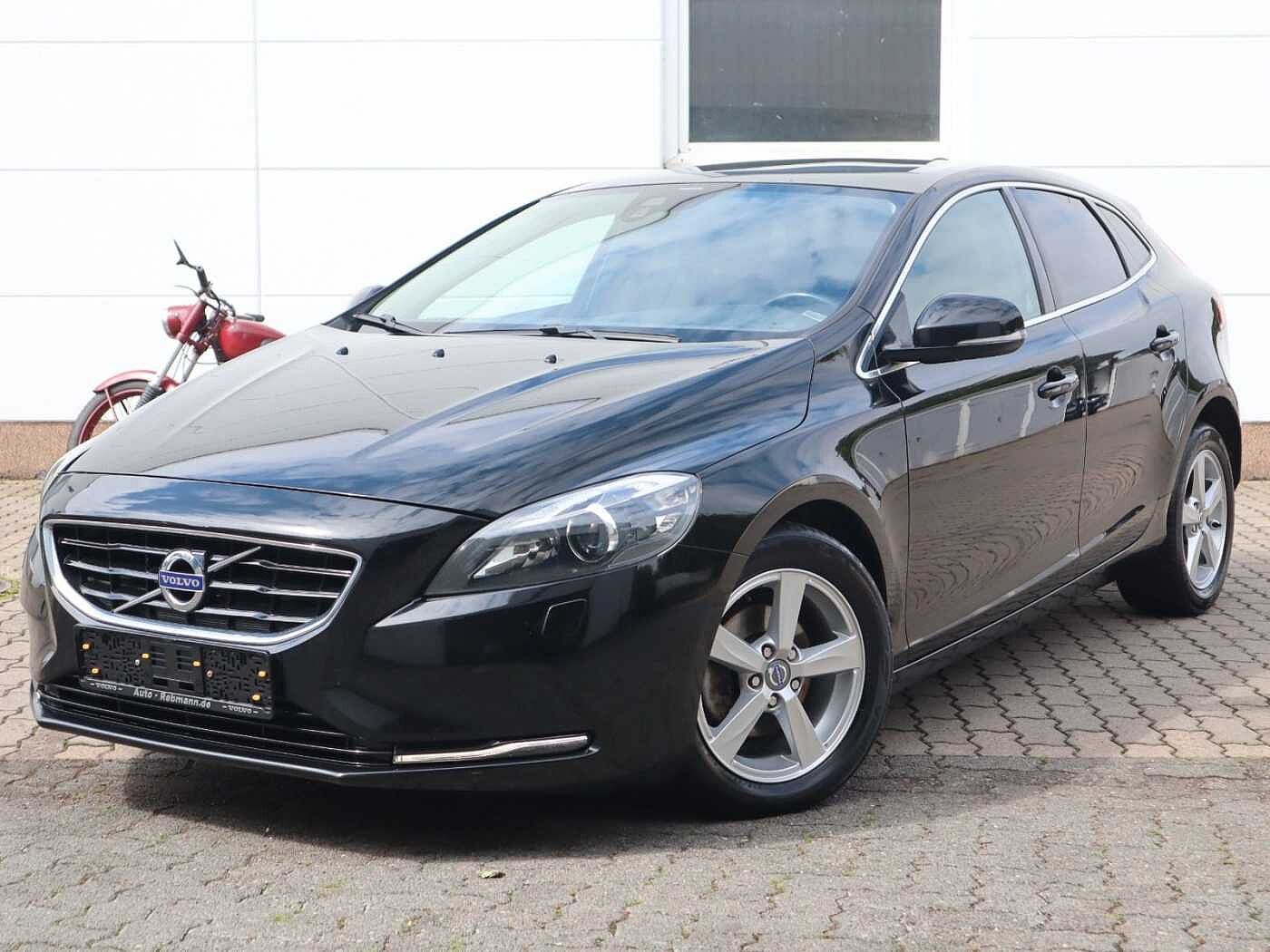 Volvo  D2 Momentum