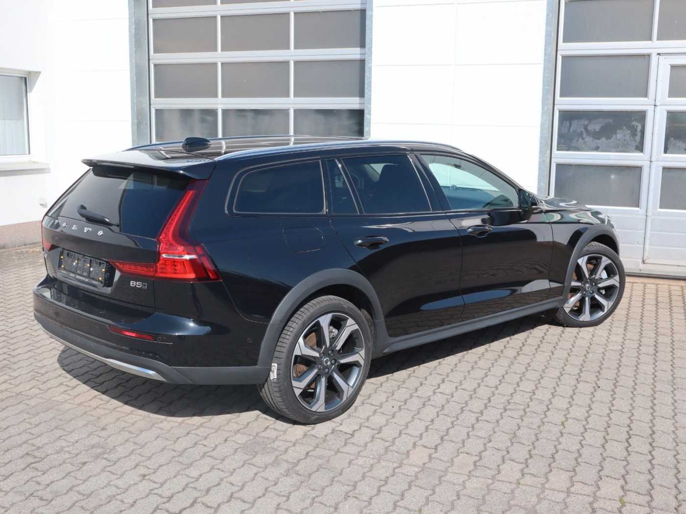 Volvo  Ultra*360°*B&W*Standh*AZV