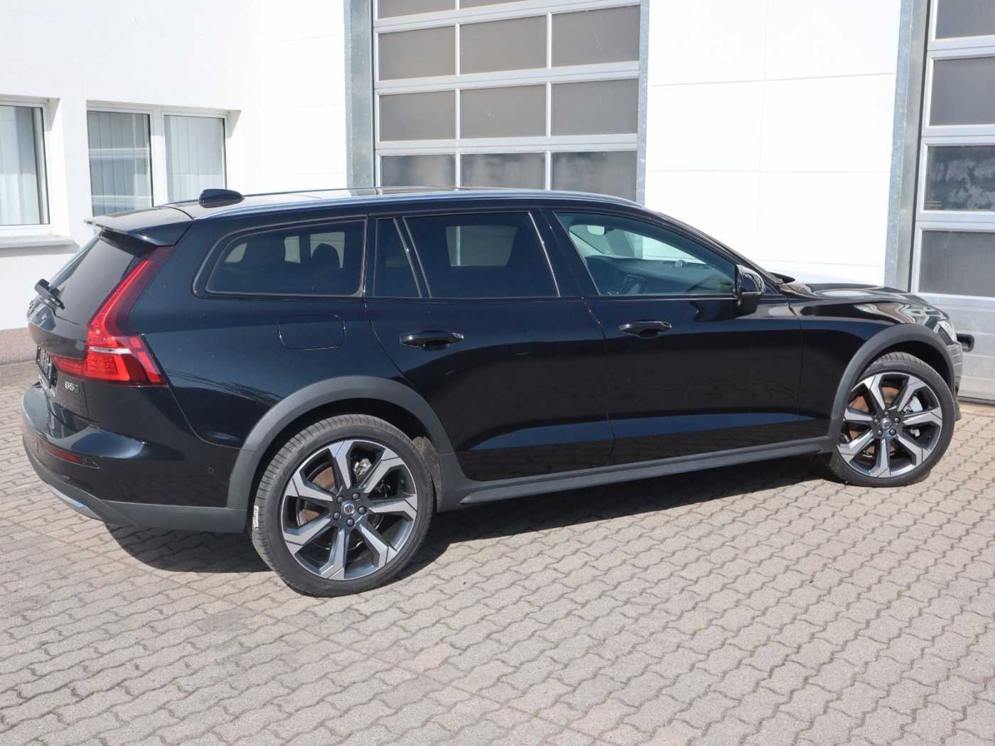 Volvo  Ultra*360°*B&W*Standh*AZV