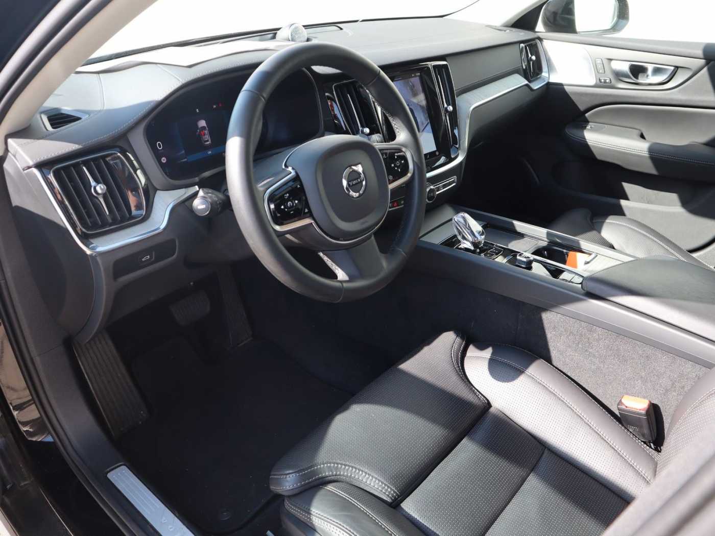 Volvo  Ultra*360°*B&W*Standh*AZV