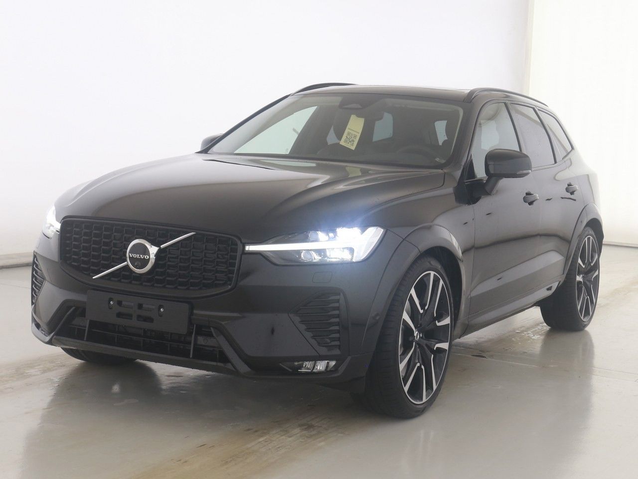 Volvo  B5 Ultra Dark AWD