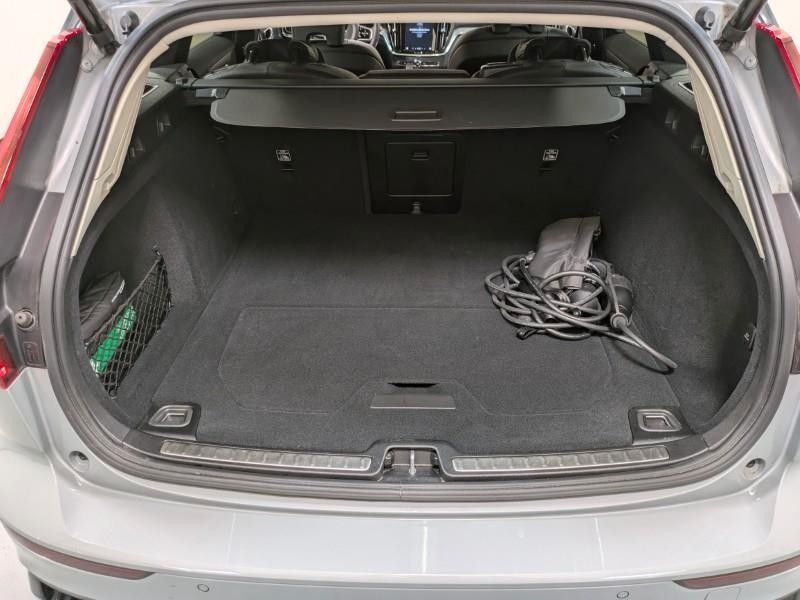 Volvo T6 Plus Dark Recharge Plug-In Hybrid AWD*AHK