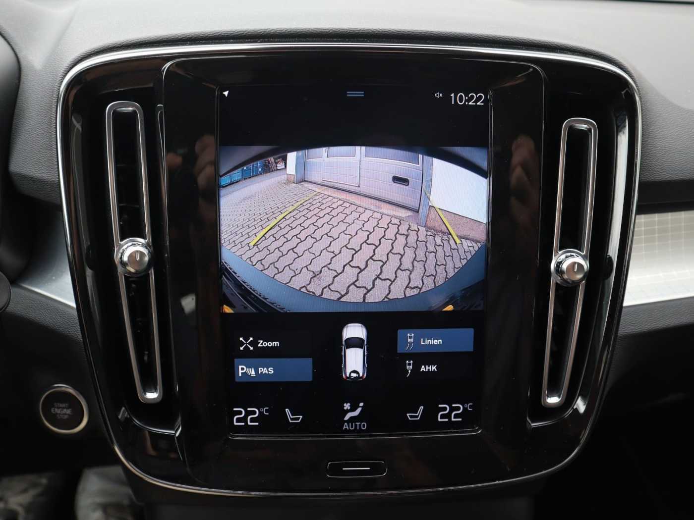 Volvo  T3 Momentum Pro FWD