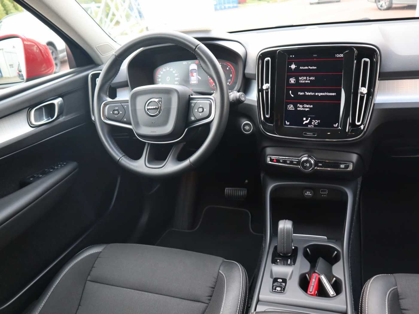 Volvo  D3 Momentum Pro FWD