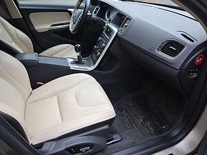 Volvo  D3 Summum