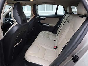 Volvo  D3 Summum