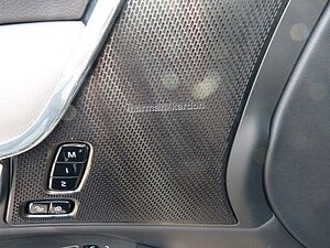 Volvo  B4 Cross Country Plus AWD