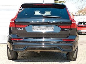 Volvo  B4 R Design AWD