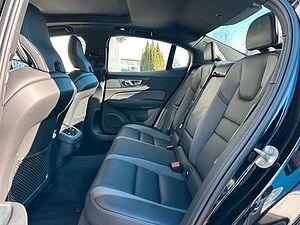 Volvo  B5 Ultimate Dark AWD*SD*LED*
