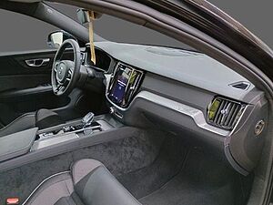 Volvo  B4 Plus Dark*Standh*H&K*SD*