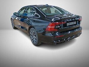 Volvo  B4 Plus Dark*Standh*H&K*SD*