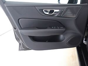 Volvo  B4 Plus Dark*Standh*H&K*SD*