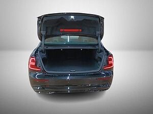 Volvo  B4 Plus Dark*Standh*H&K*SD*