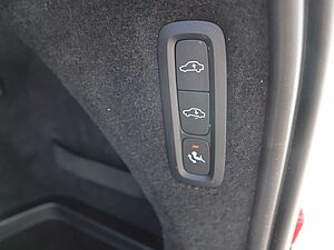 Volvo  B5 Inscription AWD*AHK*Luftf*360°