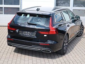 Volvo  T6 Core Recharge Plug-In Hybrid AWD