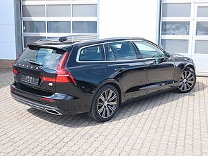 Volvo  T6 Core Recharge Plug-In Hybrid AWD