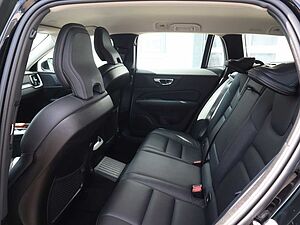 Volvo  T6 Core Recharge Plug-In Hybrid AWD