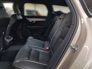 Volvo  B4 Cross Country Plus AWD*Standh*360°*