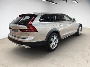 Volvo  B4 Cross Country Plus AWD*Standh*360°*