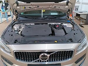 Volvo  B4 Cross Country Plus AWD*Standh*360°*