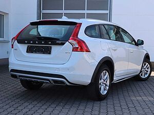 Volvo  D4 Cross Country