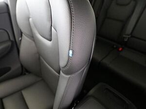 Volvo  B4 Plus Dark*360*H&K*