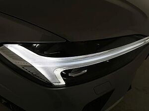 Volvo  B4 Plus Dark*360*H&K*
