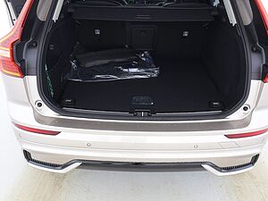 Volvo  T8 Ultra Dark Recharge Plug-In Hybrid AWD
