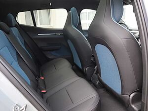 Volvo  Ultra AWD Performance Pure Electric