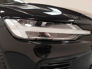 Volvo  T6 Plus Dark Recharge Plug-In Hybrid AWD