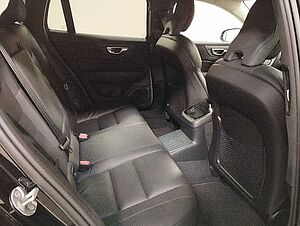 Volvo  T6 Plus Dark Recharge Plug-In Hybrid AWD