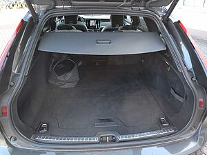 Volvo  T8 Ultimate Dark Plug-In Hybrid*B&W*360°