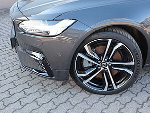 Volvo  T8 Ultimate Dark Plug-In Hybrid*B&W*360°