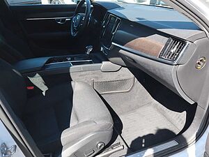 Volvo  D4 Cross Country  AWD