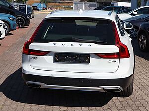 Volvo  D4 Cross Country  AWD
