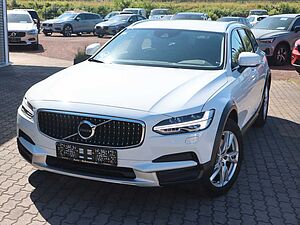 Volvo  D4 Cross Country  AWD