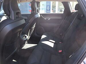 Volvo  D4 Cross Country  AWD