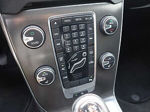 Volvo  D2 Momentum