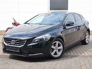 Volvo  D2 Momentum