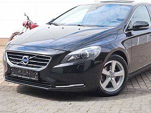 Volvo  D2 Momentum