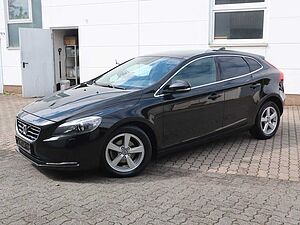 Volvo  D2 Momentum