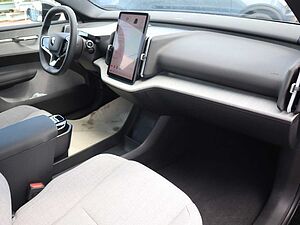 Volvo  Ultra AWD Performance Pure Electric