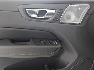 Volvo  B5 Ultra Dark AWD