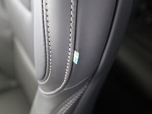 Volvo  B5 Ultra Dark AWD